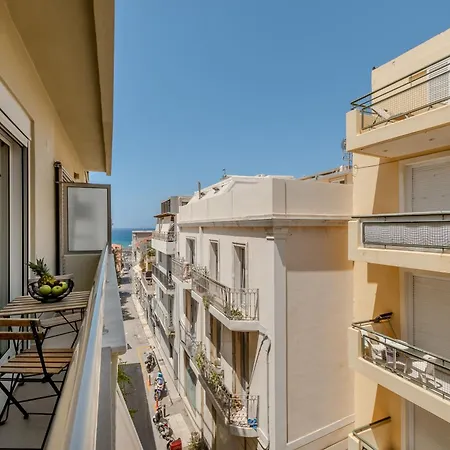 Apartment Dreamy 2 Bd In The Heart Of The By Hospi