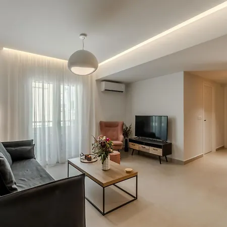 Apartment Dreamy 2 Bd In The Heart Of The By Hospi