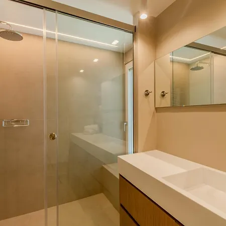 Apartment Dreamy 2 Bd In The Heart Of The By Hospi Heraklion (Crete)
