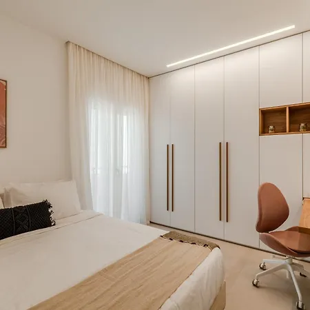 Apartment Dreamy 2 Bd In The Heart Of The By Hospi *